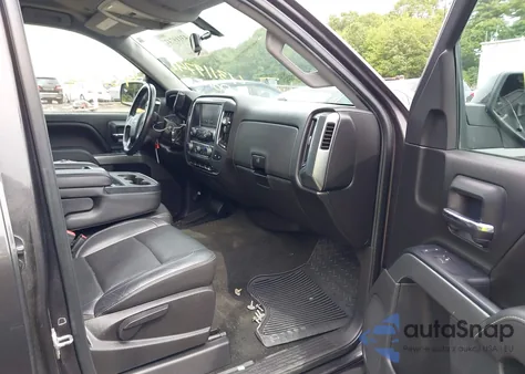 2016 Chevrolet Silverado 1500 1Lt z USA, uszkodzony, nr VIN 3GCUKREC4GG207791